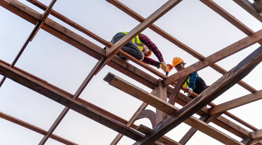Expert Emergency Roof Repairs services in Flemington, MO